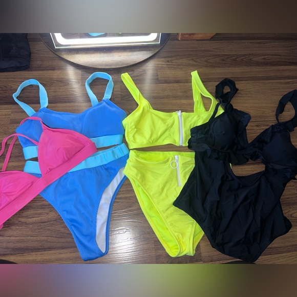 Colorful Bikini Set Collection - Picture 1 of 3